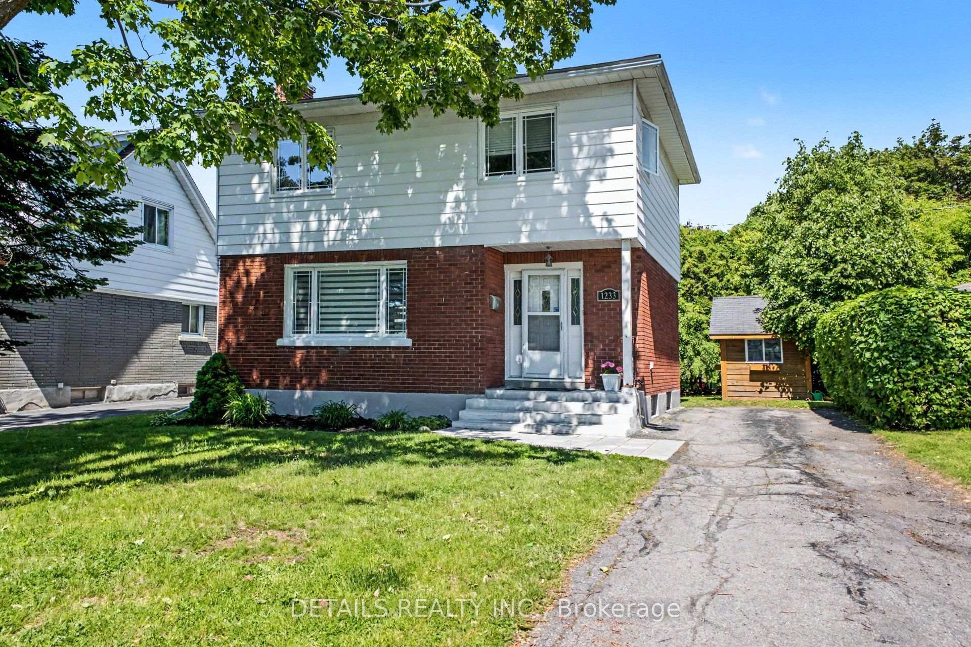 Photo of 1233 Checkers Road