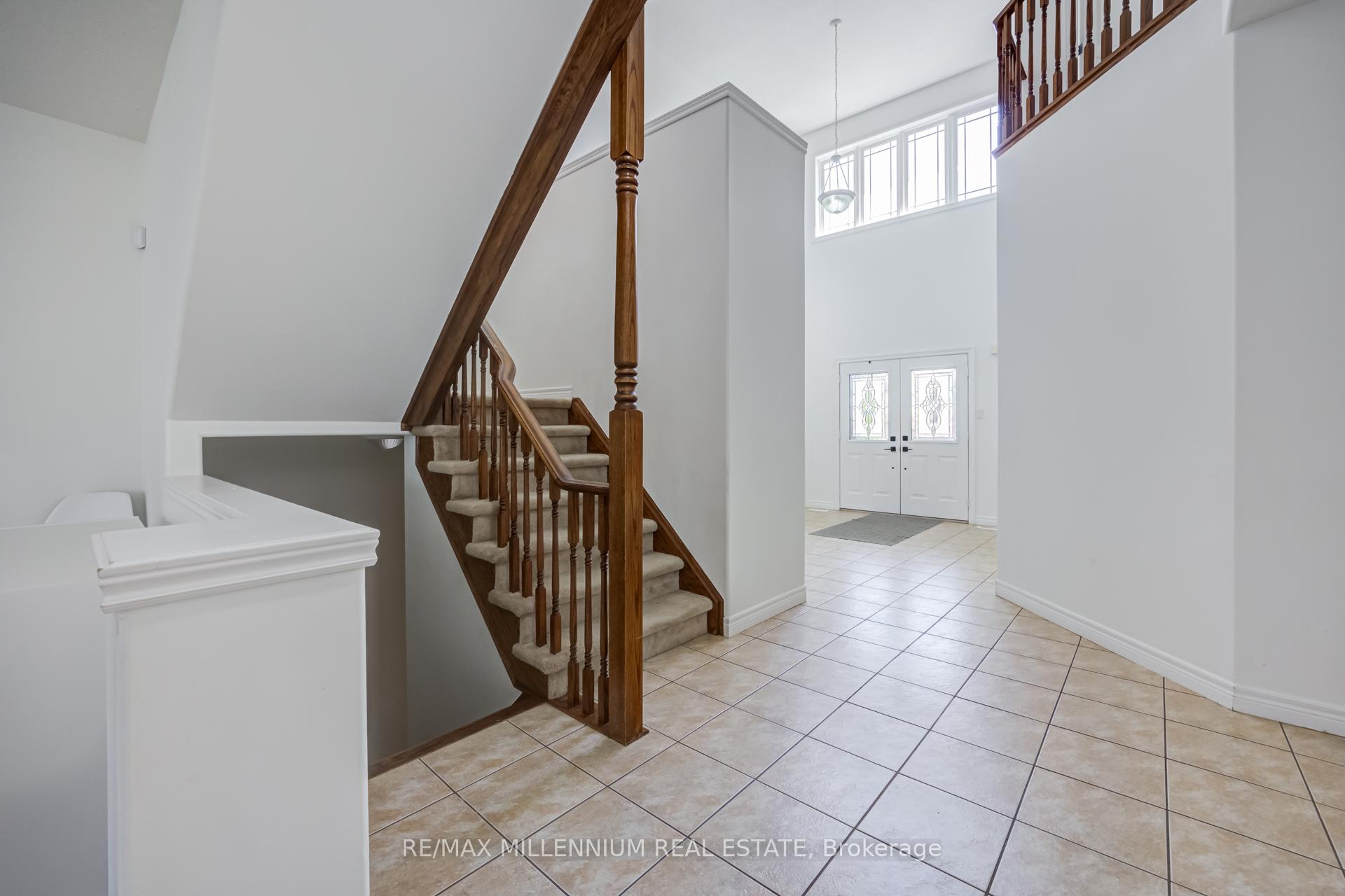 Photo 7 of 96 Windwood Drive, Hamilton, Binbrook — HOMEH