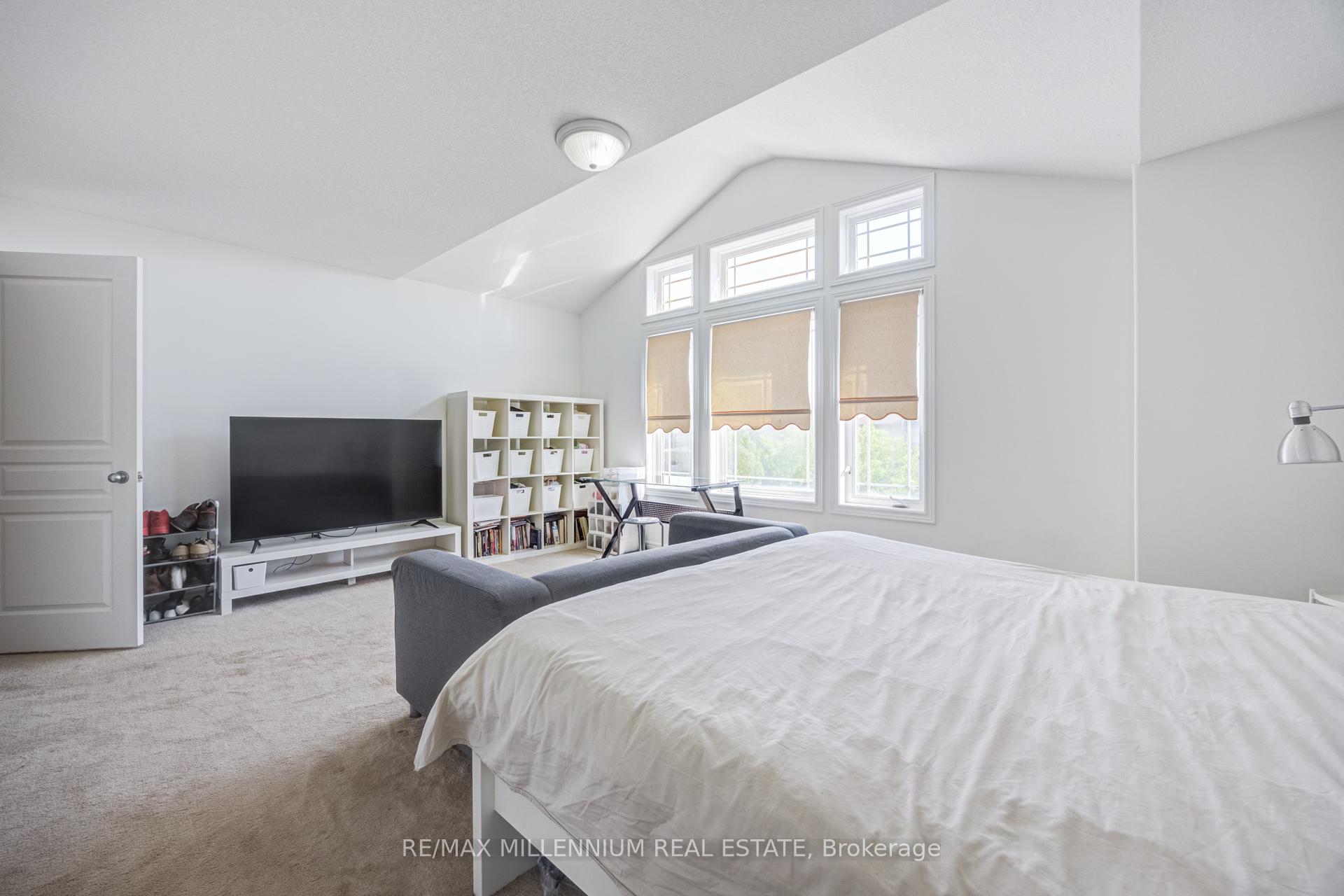 Photo 19 of 96 Windwood Drive, Hamilton, Binbrook — HOMEH