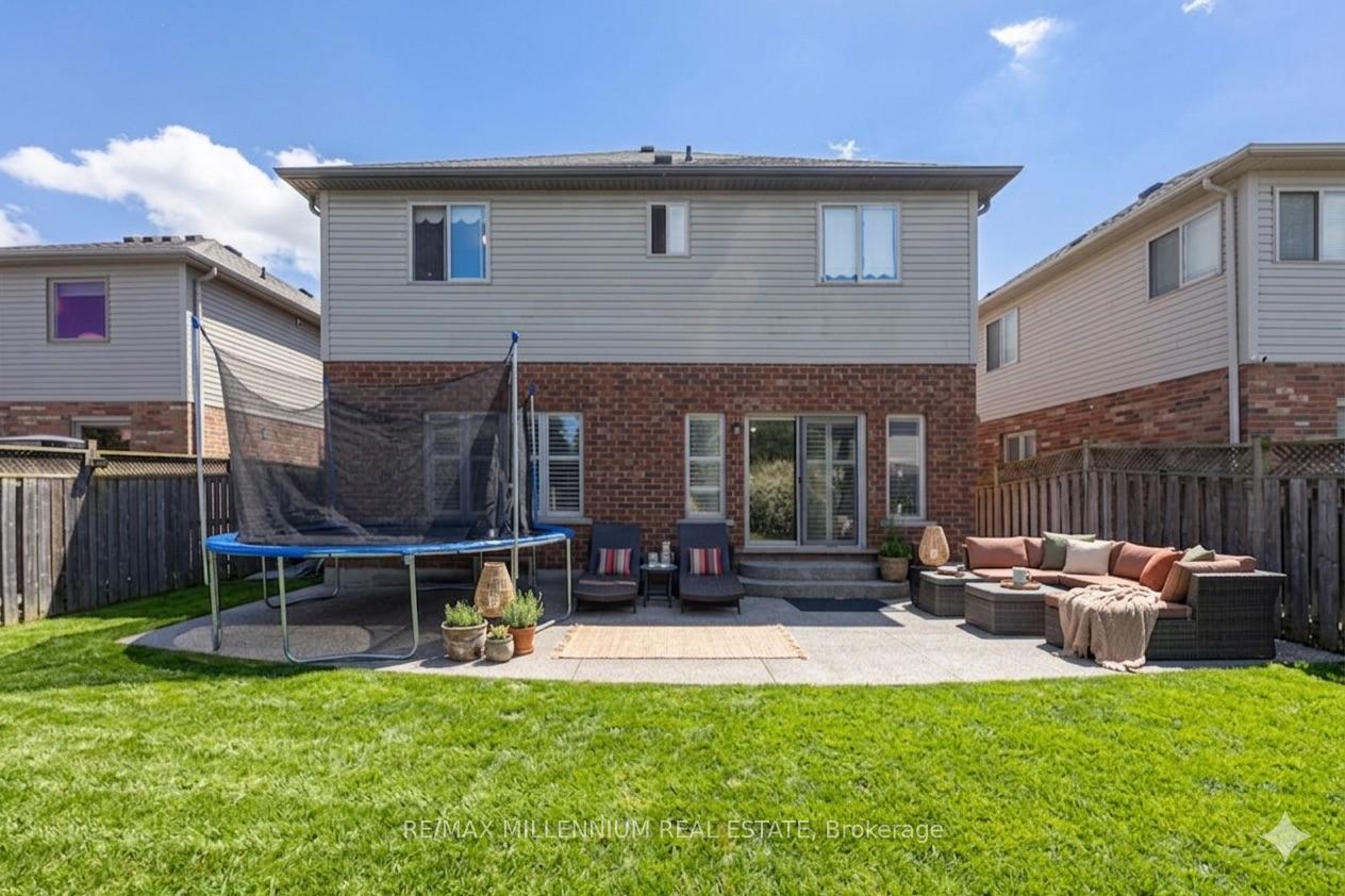 Photo 43 of 96 Windwood Drive, Hamilton, Binbrook — HOMEH
