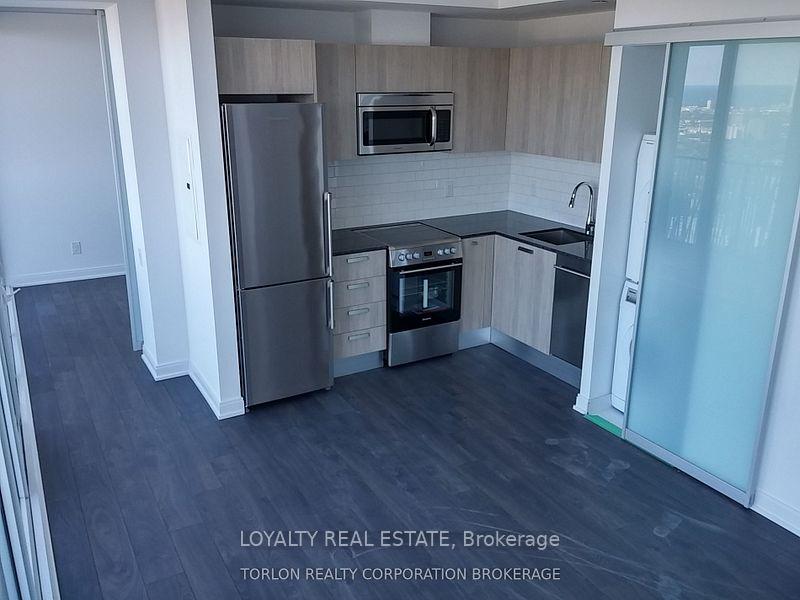 Photo 5 of Unit 4609, 42 Charles Street E, Toronto, Church-Yonge Corridor — HOMEH
