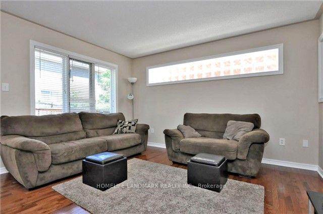 Photo 4 of 48 Widdifield Avenue, Newmarket, Armitage — HOMEH