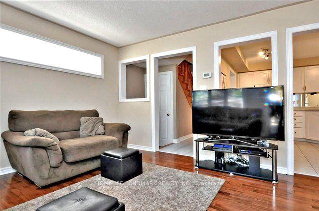 Photo 5 of 48 Widdifield Avenue, Newmarket, Armitage — HOMEH
