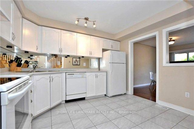Photo 7 of 48 Widdifield Avenue, Newmarket, Armitage — HOMEH
