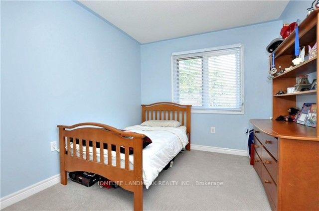 Photo 10 of 48 Widdifield Avenue, Newmarket, Armitage — HOMEH