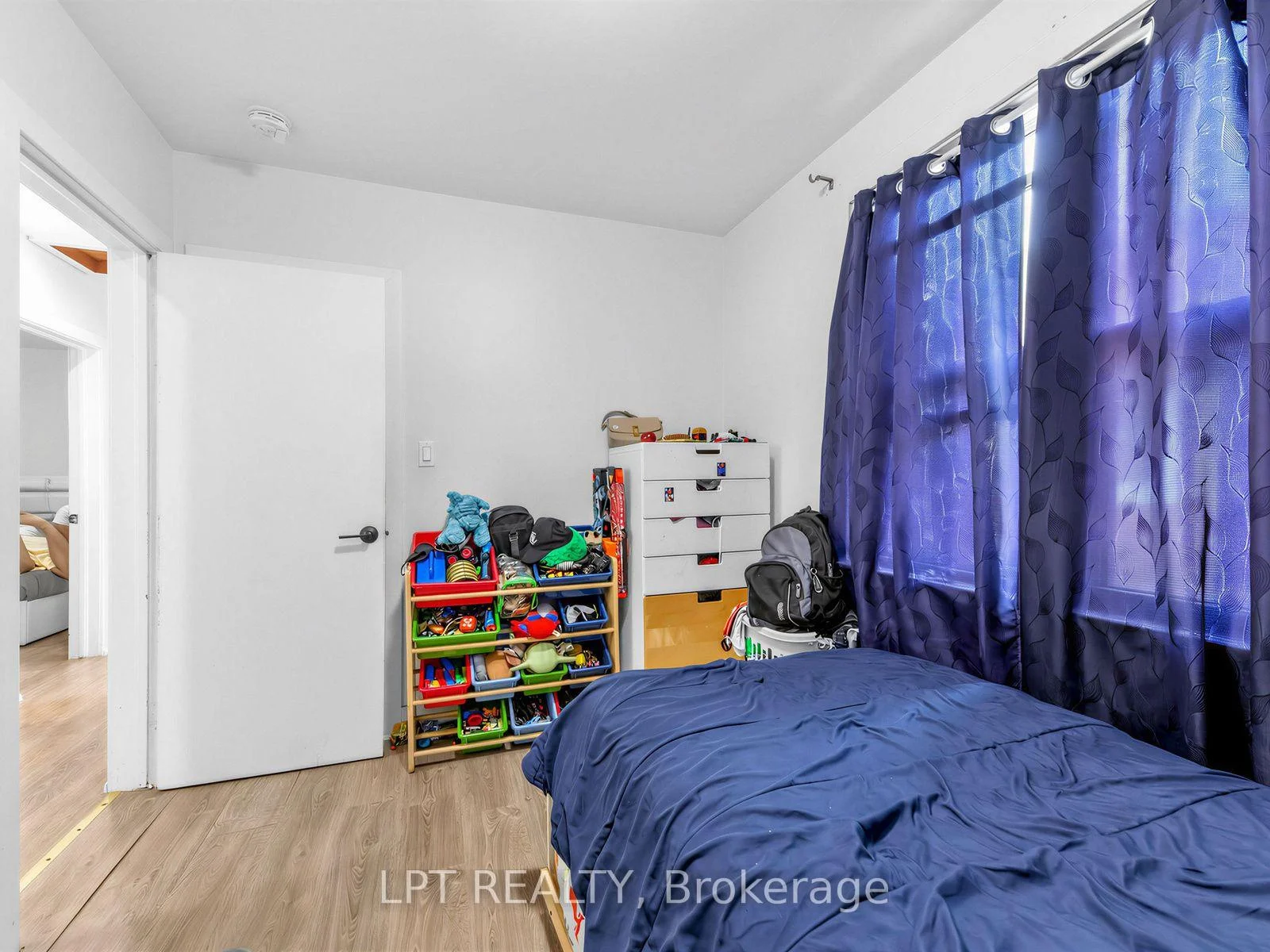 Photo 20 of 239 Vine Street, St. Catharines, Fairview — HOMEH