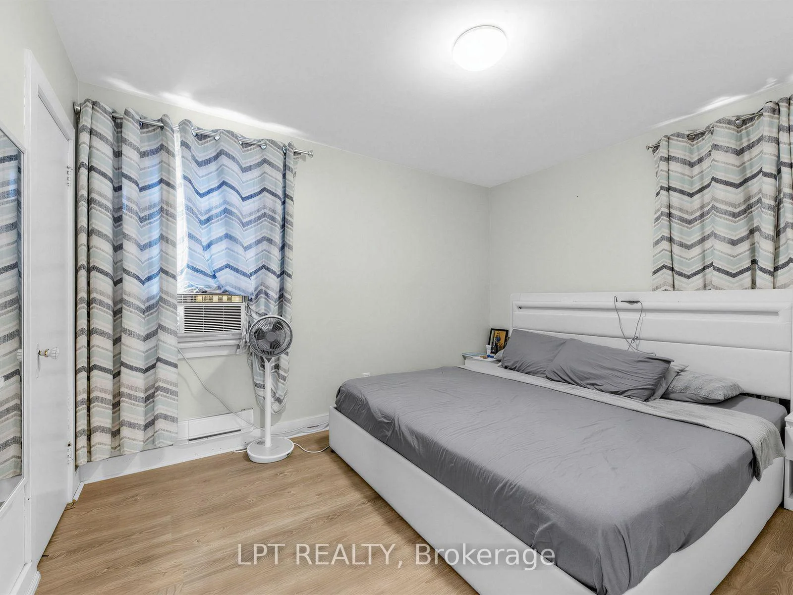 Photo 25 of 239 Vine Street, St. Catharines, Fairview — HOMEH