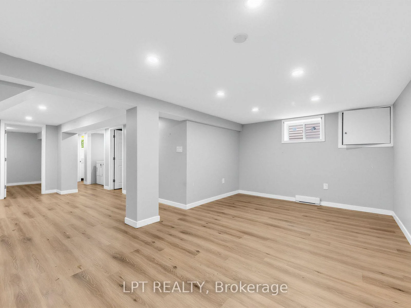 Photo 28 of 239 Vine Street, St. Catharines, Fairview — HOMEH