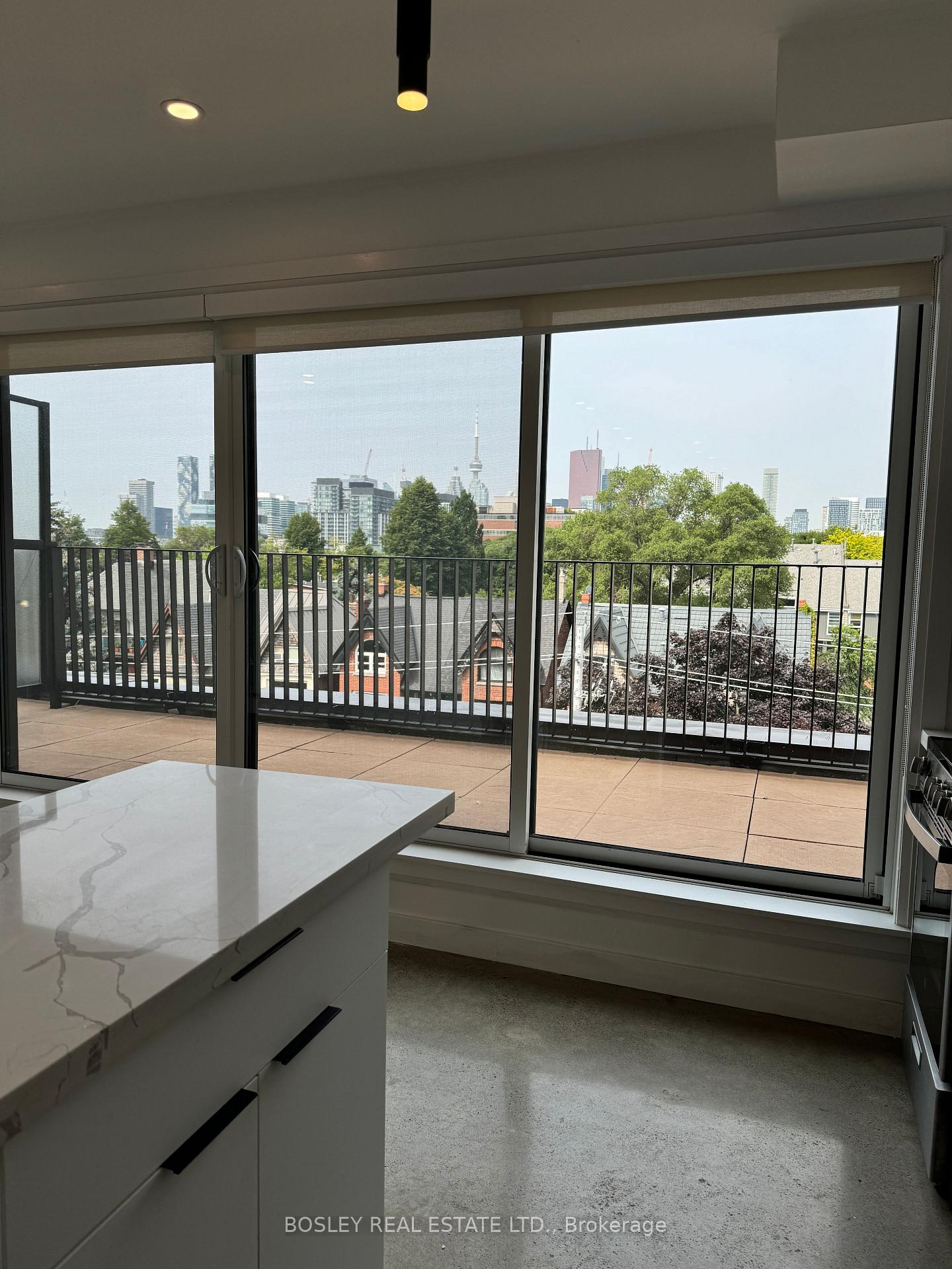 Photo 4 of Unit 55, 41 River Street, Toronto, Regent Park — HOMEH