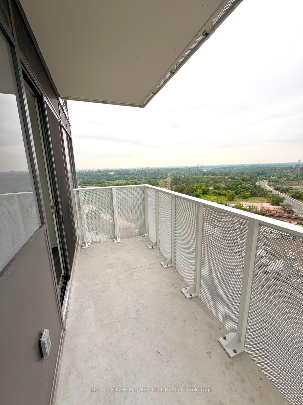 Photo 7 of Unit 1509, 10 Flavelle Trail, Vaughan, Steeles West Industrial — HOMEH