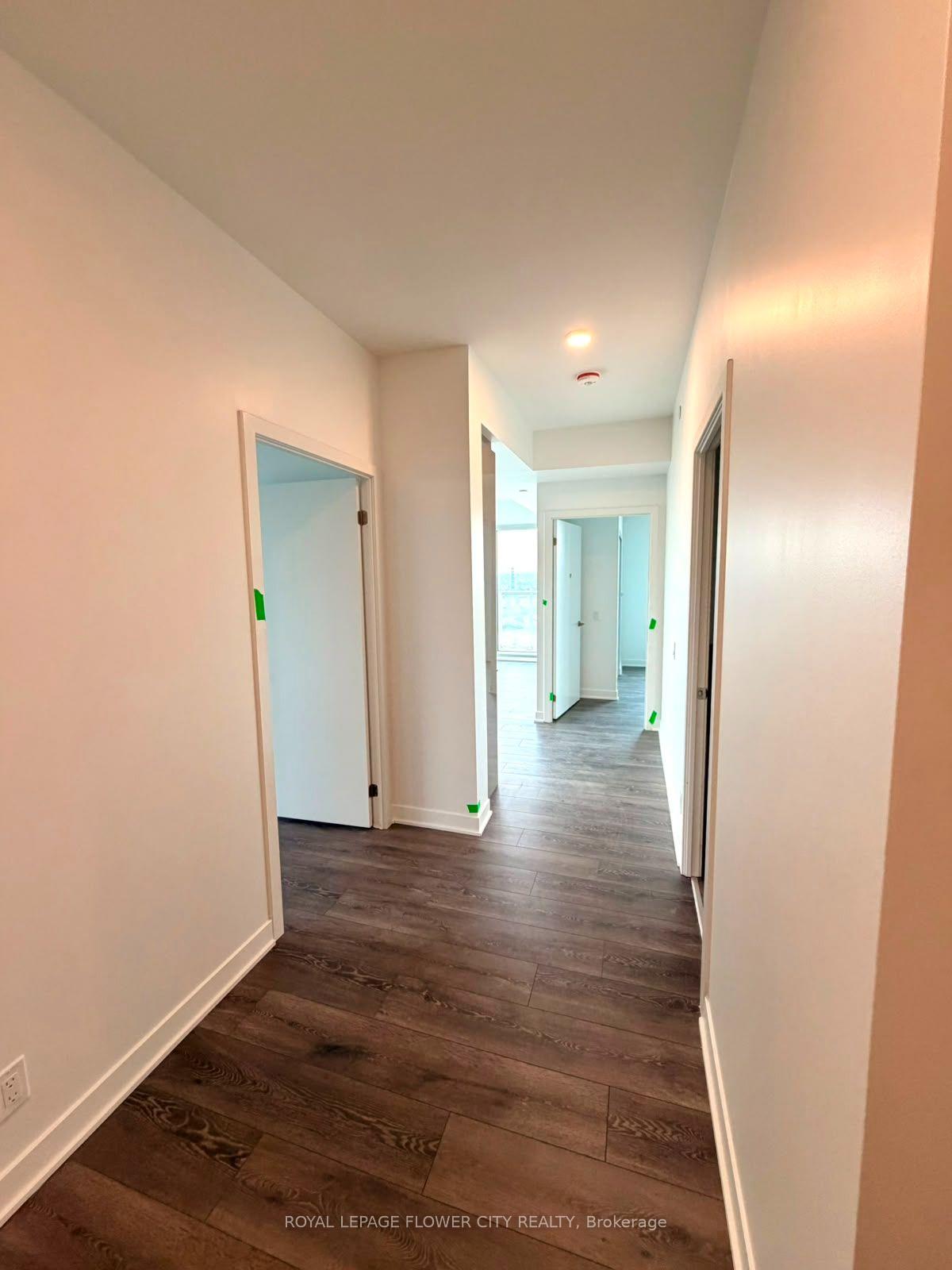 Photo 8 of Unit 1509, 10 Flavelle Trail, Vaughan, Steeles West Industrial — HOMEH