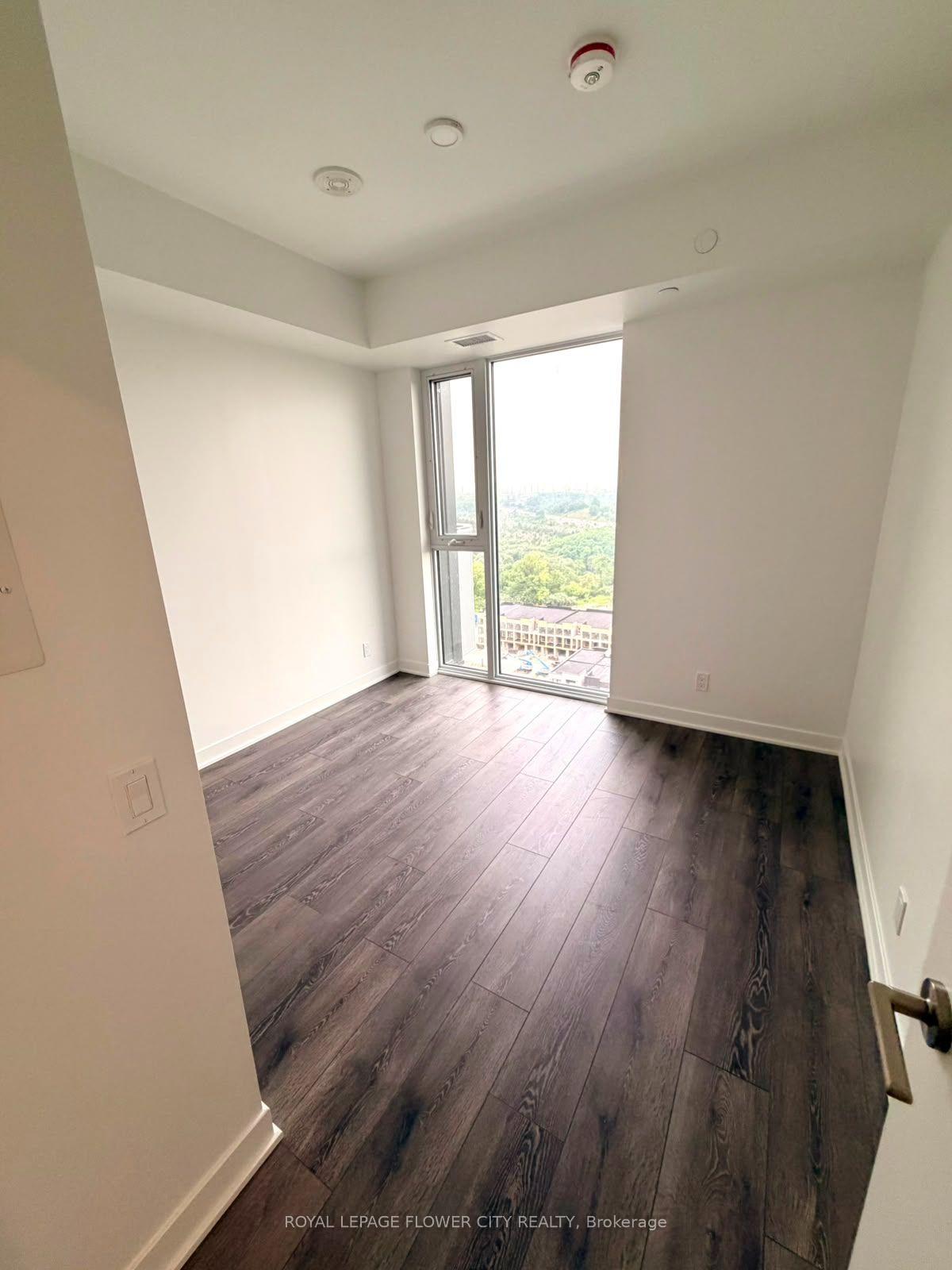 Photo 12 of Unit 1509, 10 Flavelle Trail, Vaughan, Steeles West Industrial — HOMEH
