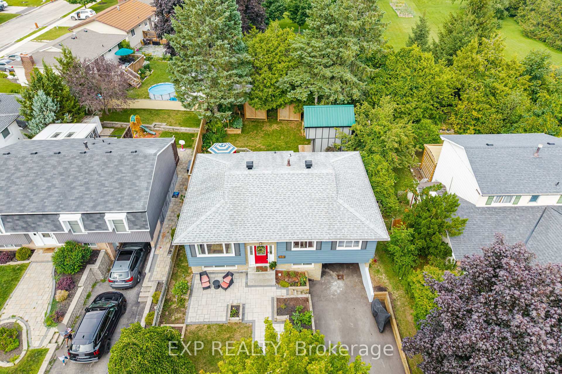 Photo 2 of 127 Acton Boulevard, Halton Hills, Acton — HOMEH