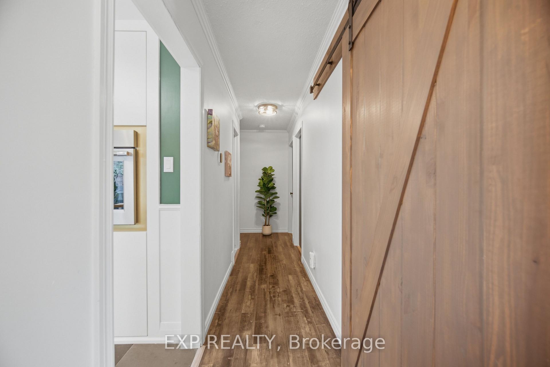 Photo 17 of 127 Acton Boulevard, Halton Hills, Acton — HOMEH
