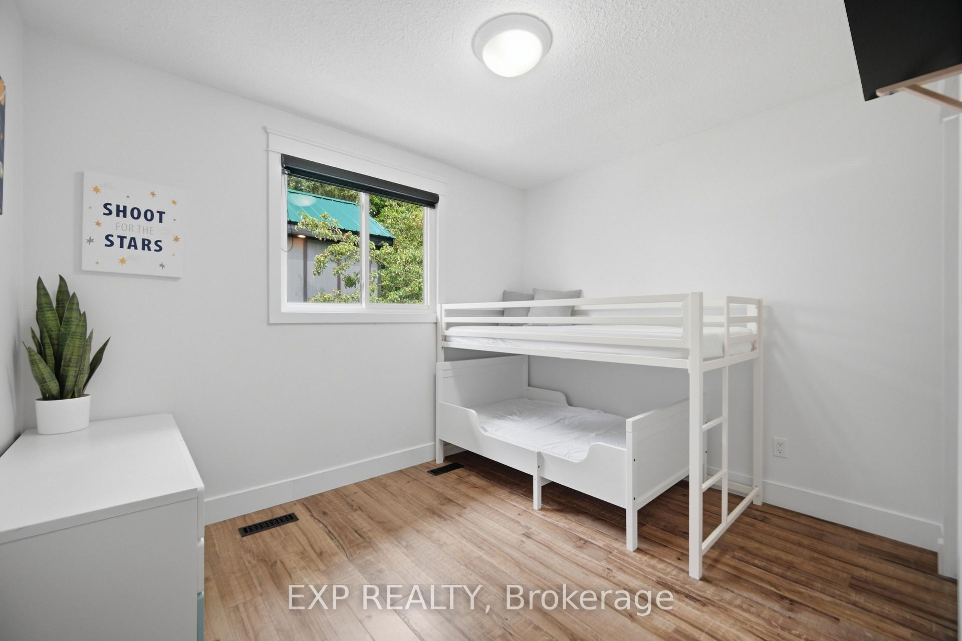 Photo 20 of 127 Acton Boulevard, Halton Hills, Acton — HOMEH