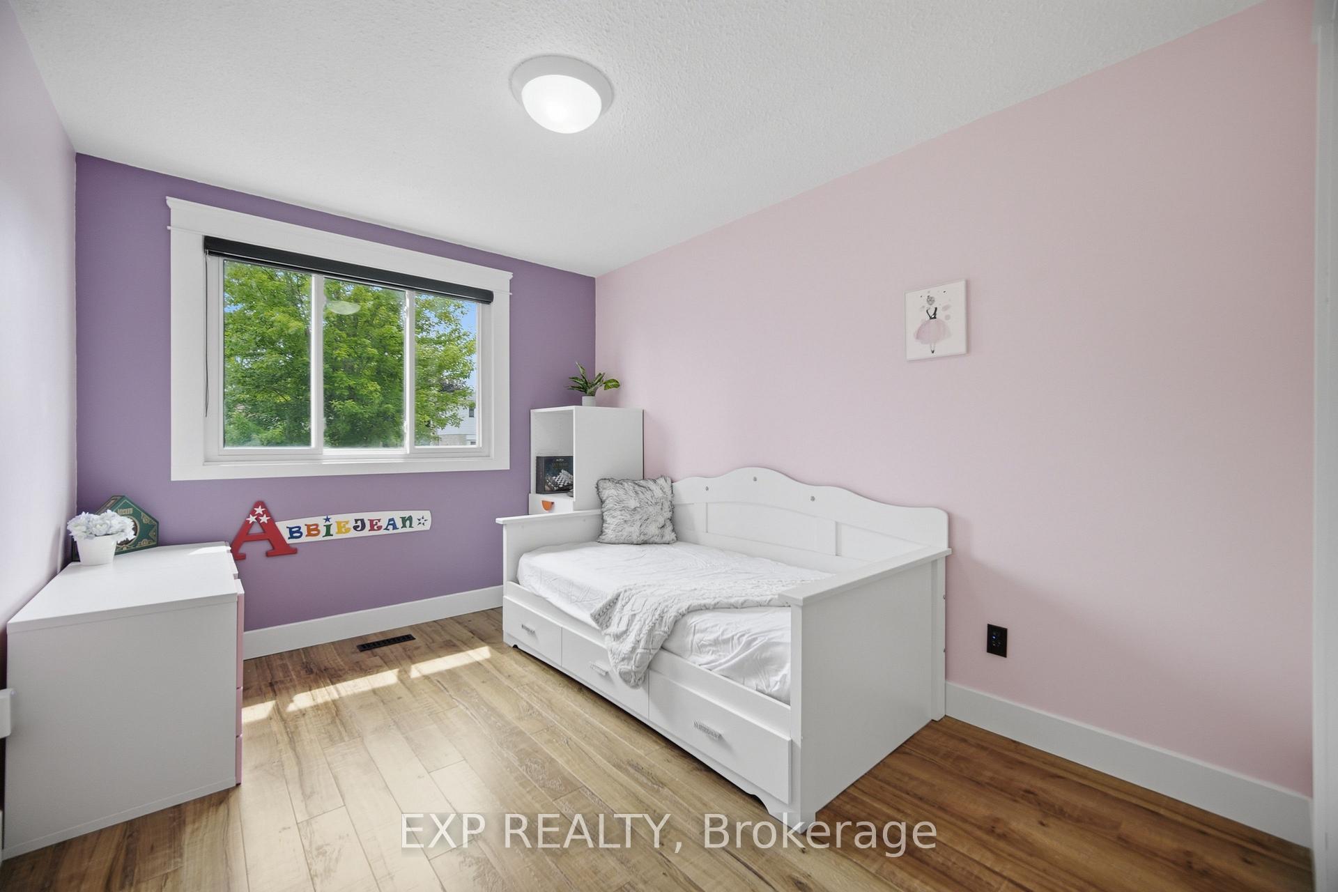 Photo 22 of 127 Acton Boulevard, Halton Hills, Acton — HOMEH