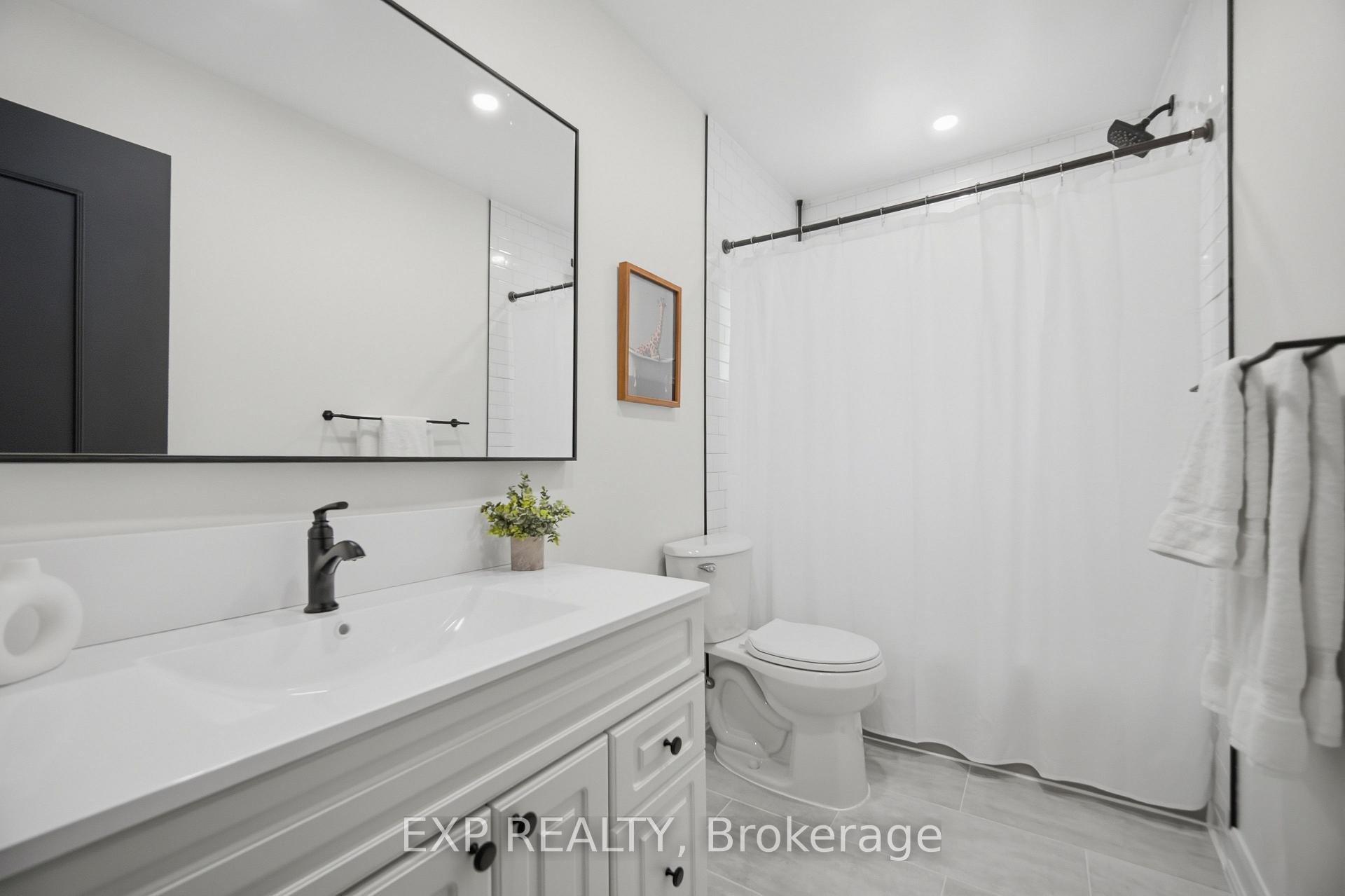 Photo 23 of 127 Acton Boulevard, Halton Hills, Acton — HOMEH