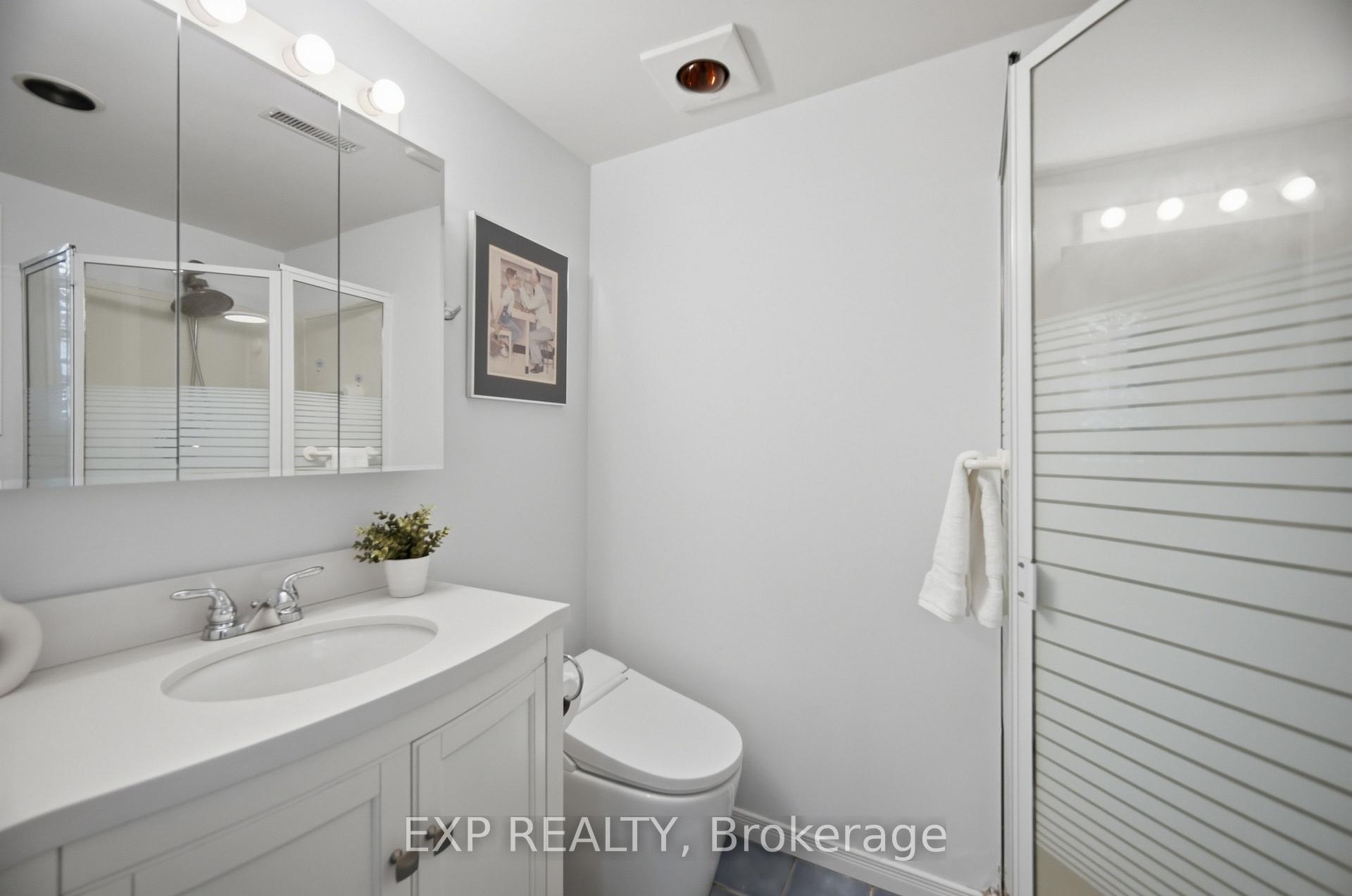 Photo 32 of 127 Acton Boulevard, Halton Hills, Acton — HOMEH