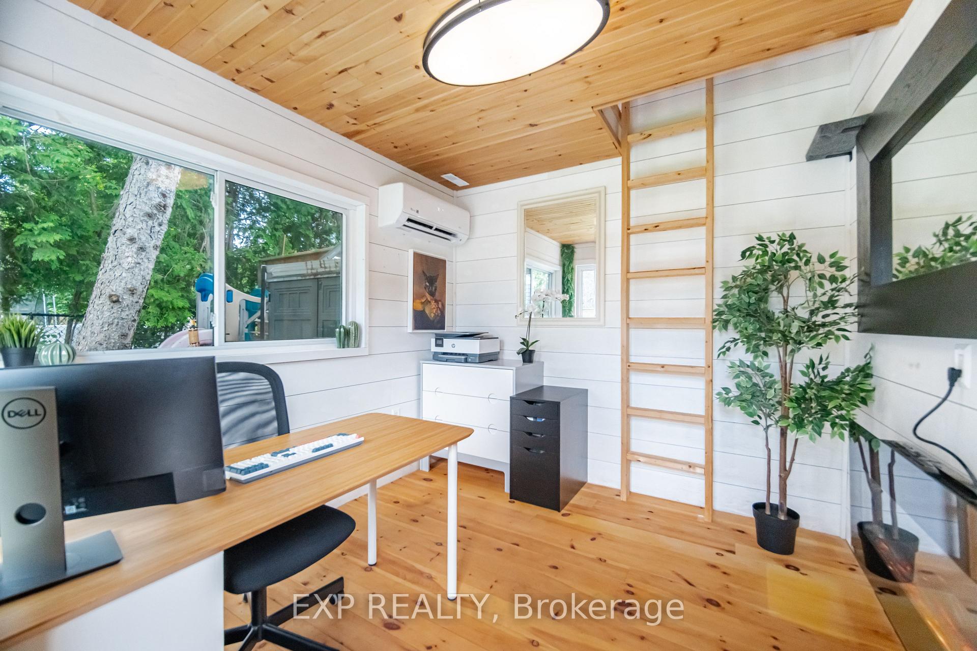 Photo 39 of 127 Acton Boulevard, Halton Hills, Acton — HOMEH