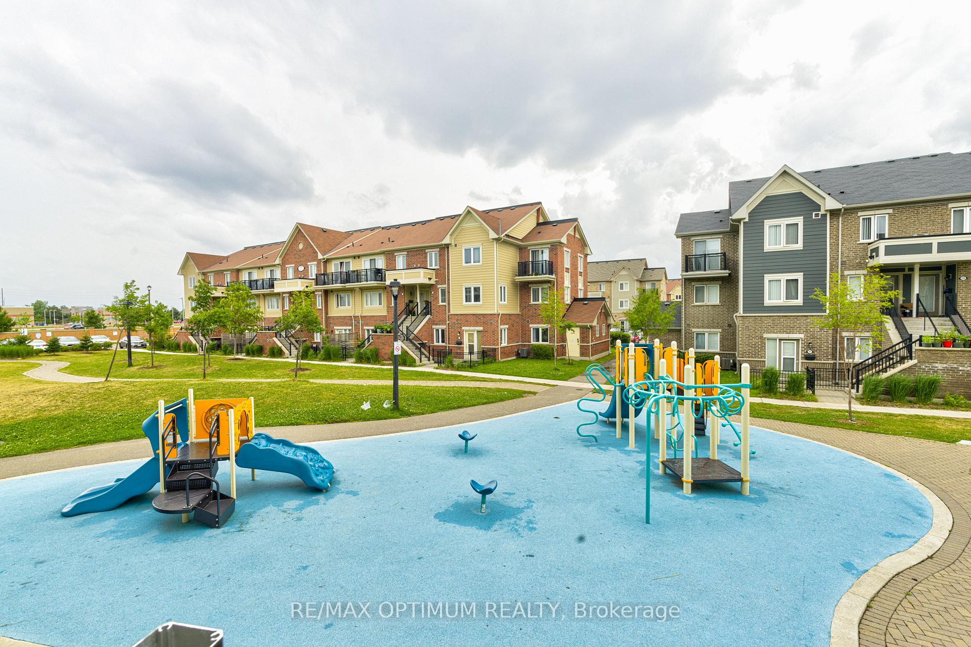 Photo 26 of Unit 303, 250 Sunny Meadow Boulevard, Brampton, Sandringham-Wellington — HOMEH