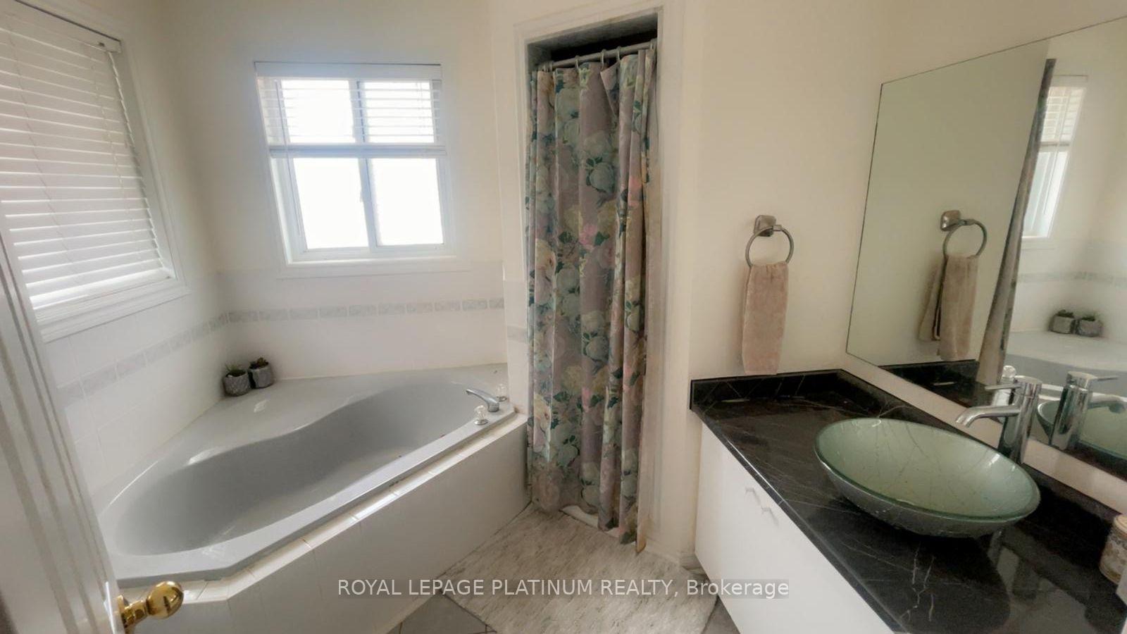 Photo 11 of 119 Violet Street, Barrie, Holly — HOMEH