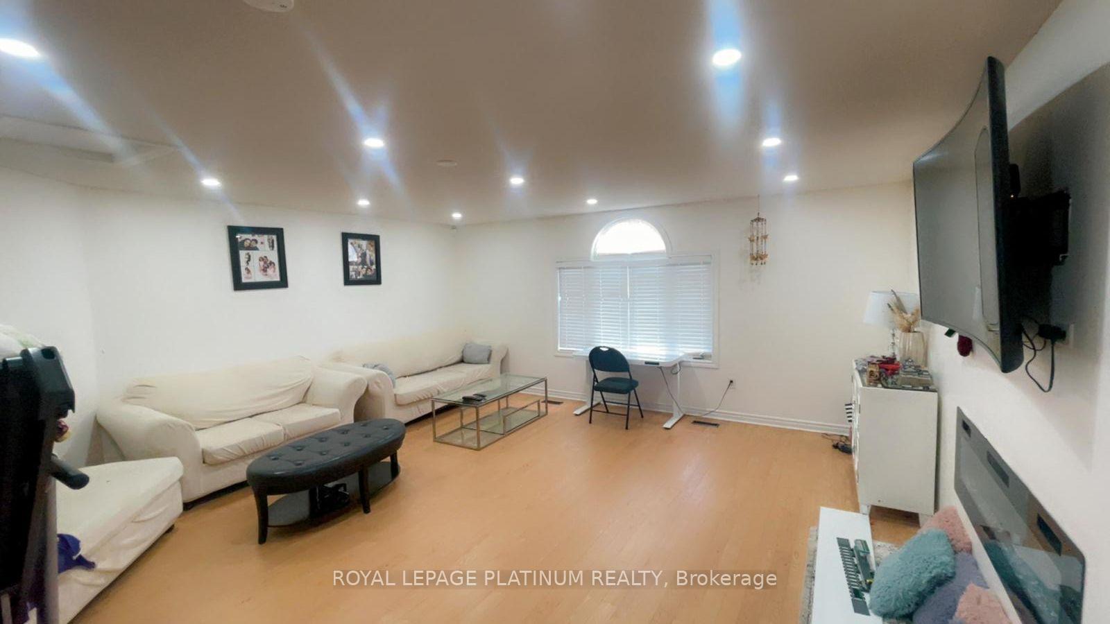Photo 13 of 119 Violet Street, Barrie, Holly — HOMEH
