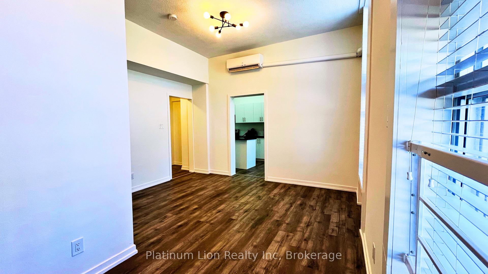 Photo 8 of 61 Hurst Place S, Hamilton, Durand — HOMEH