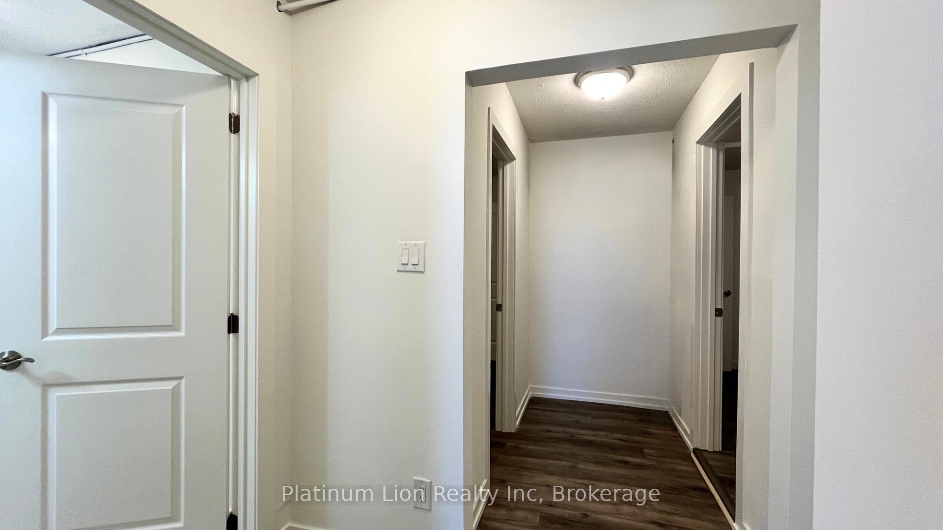 Photo 11 of 61 Hurst Place S, Hamilton, Durand — HOMEH