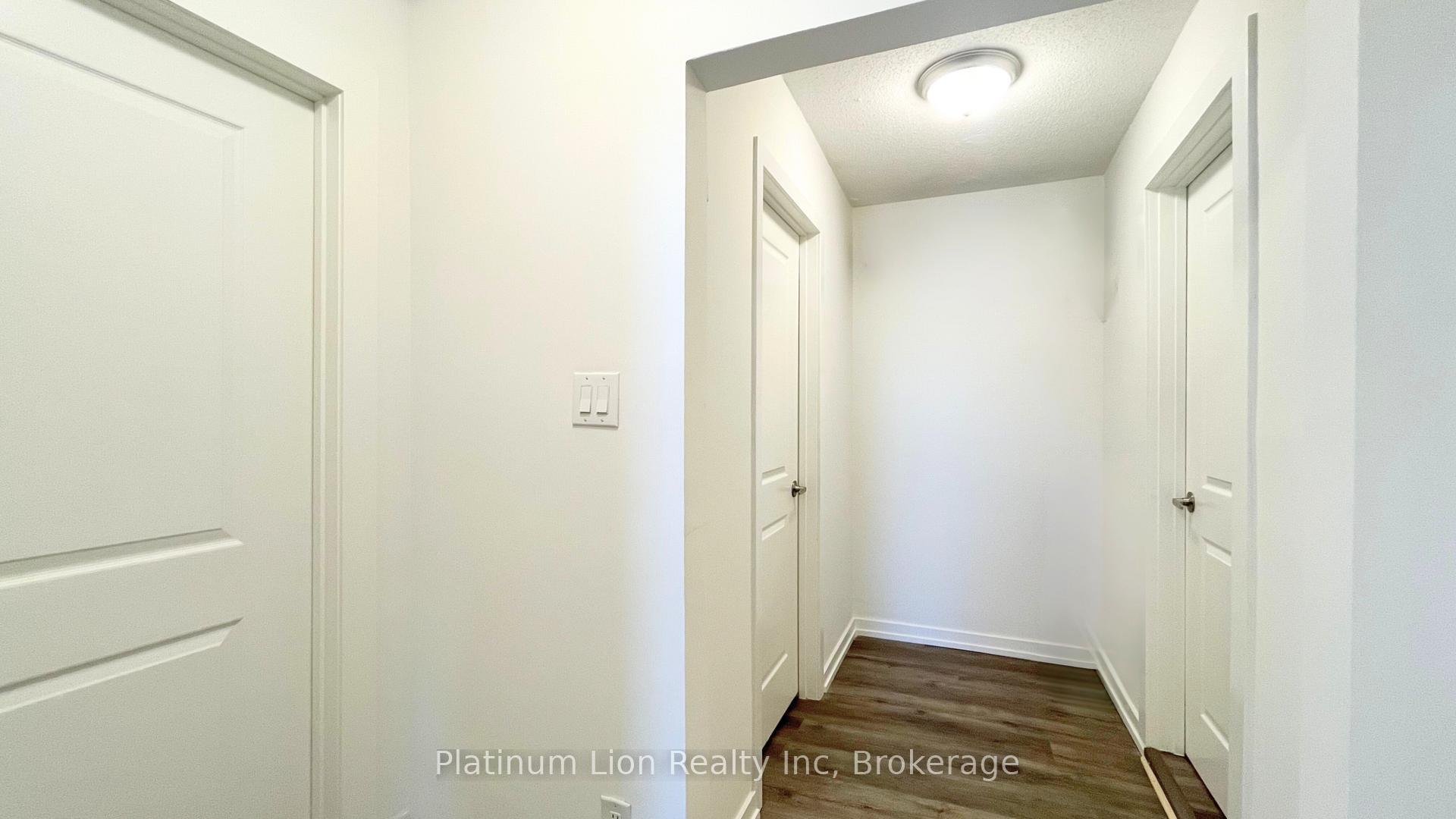 Photo 19 of 61 Hurst Place S, Hamilton, Durand — HOMEH
