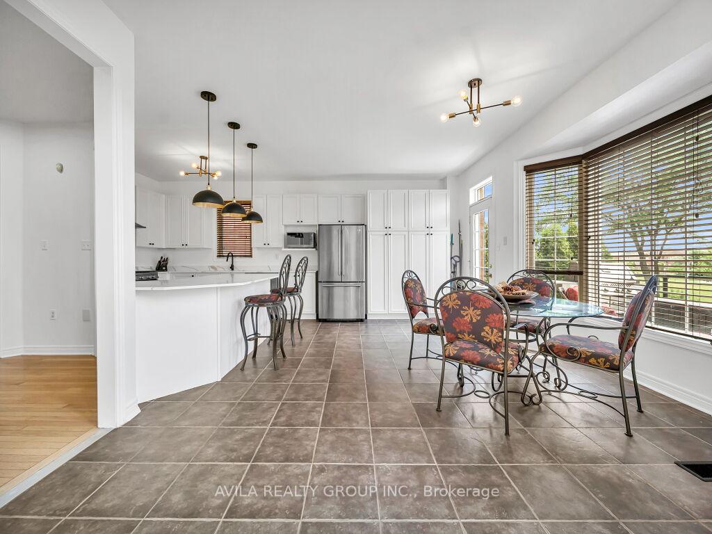 Photo 13 of 104 Southlake Boulevard, Brampton, Madoc — HOMEH