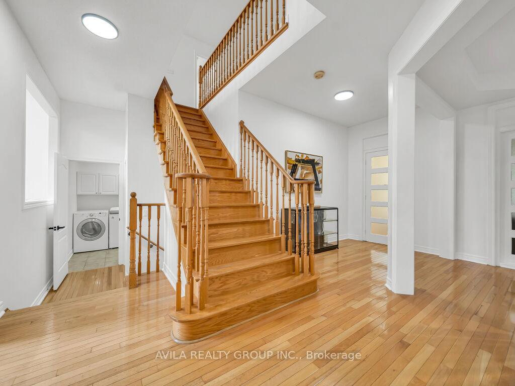 Photo 21 of 104 Southlake Boulevard, Brampton, Madoc — HOMEH