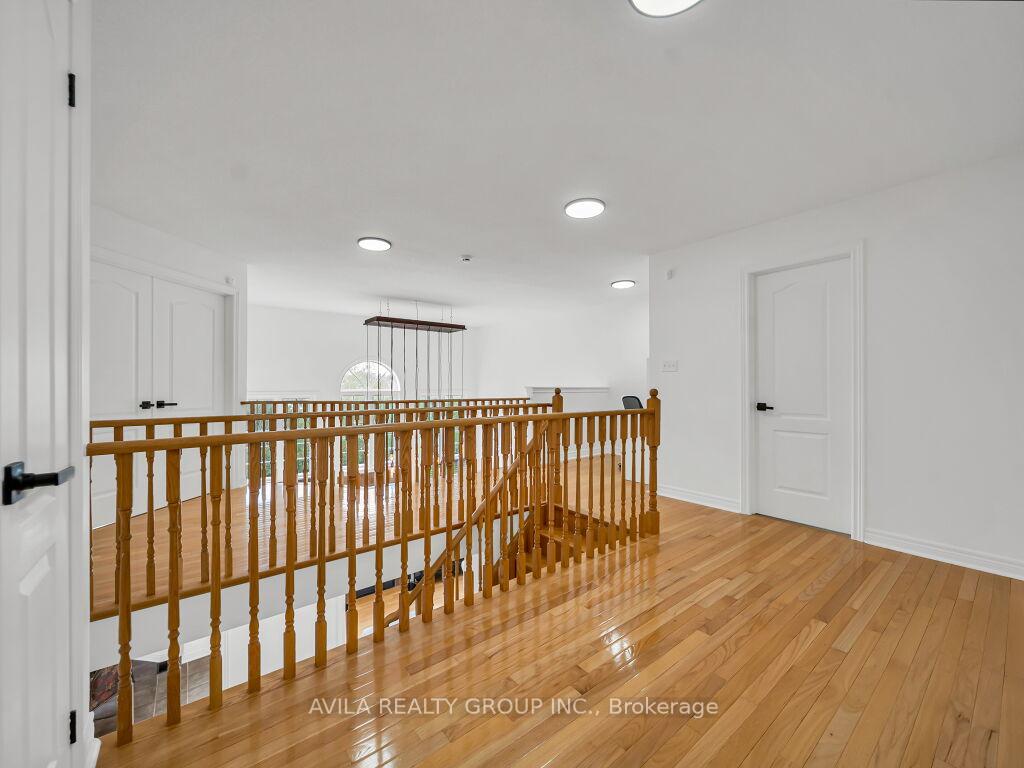 Photo 23 of 104 Southlake Boulevard, Brampton, Madoc — HOMEH