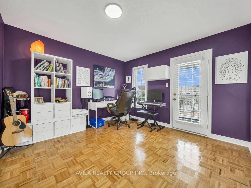 Photo 30 of 104 Southlake Boulevard, Brampton, Madoc — HOMEH