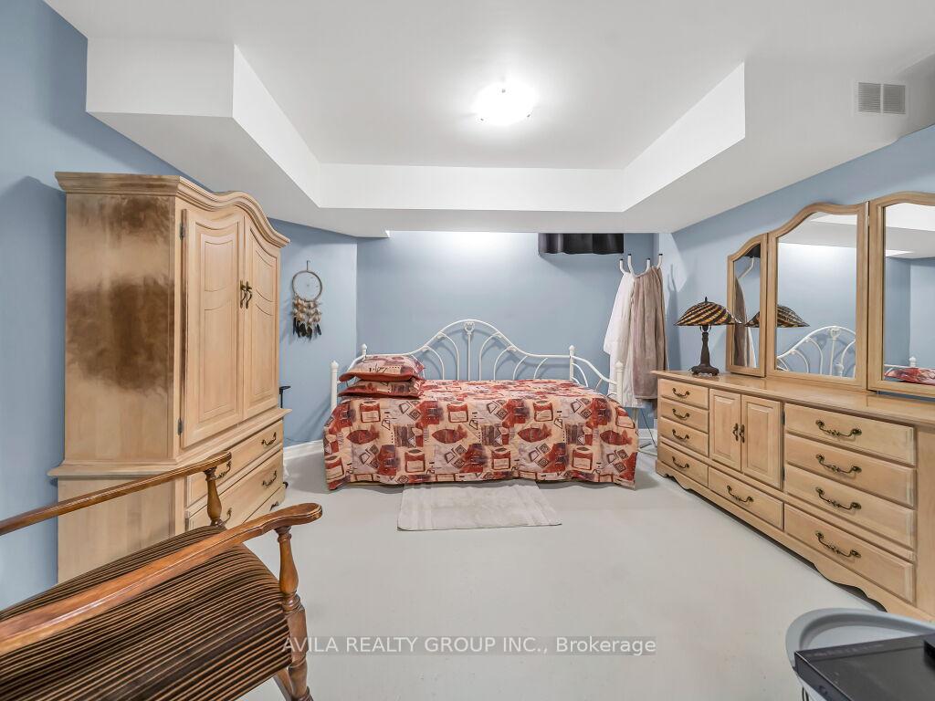 Photo 44 of 104 Southlake Boulevard, Brampton, Madoc — HOMEH