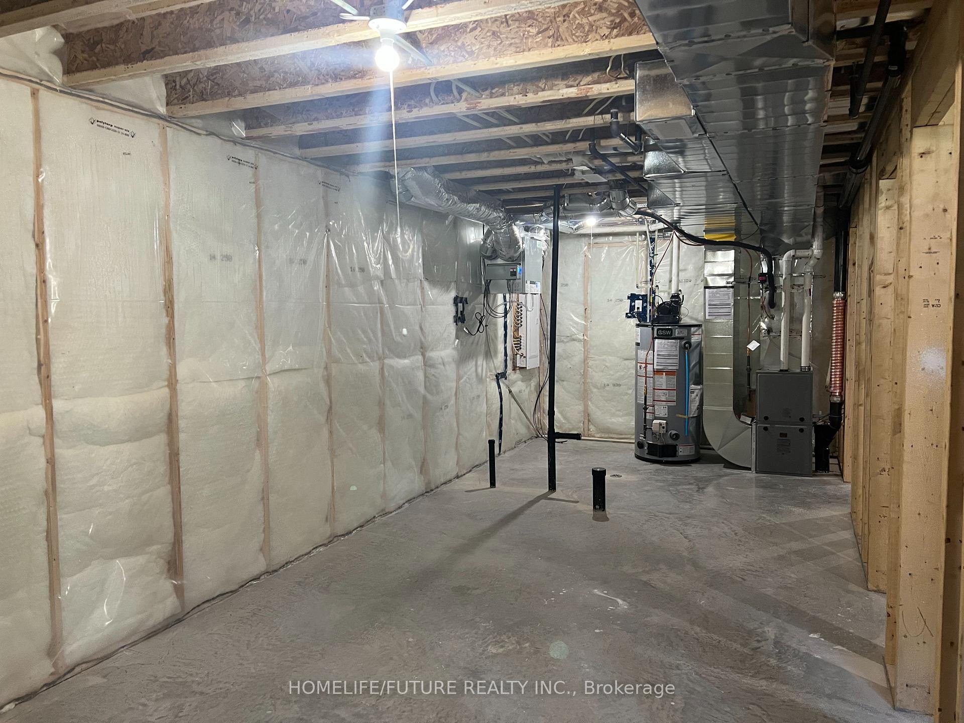 Photo 22 of 236 Oneil Street, Peterborough, Monaghan Ward 2 — HOMEH