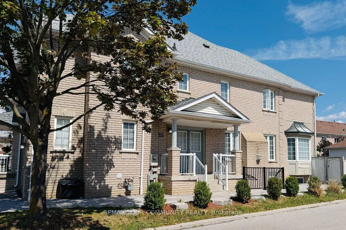 Photo 1 of 15 Benjamin Hood Crescent, Vaughan, Patterson — HOMEH