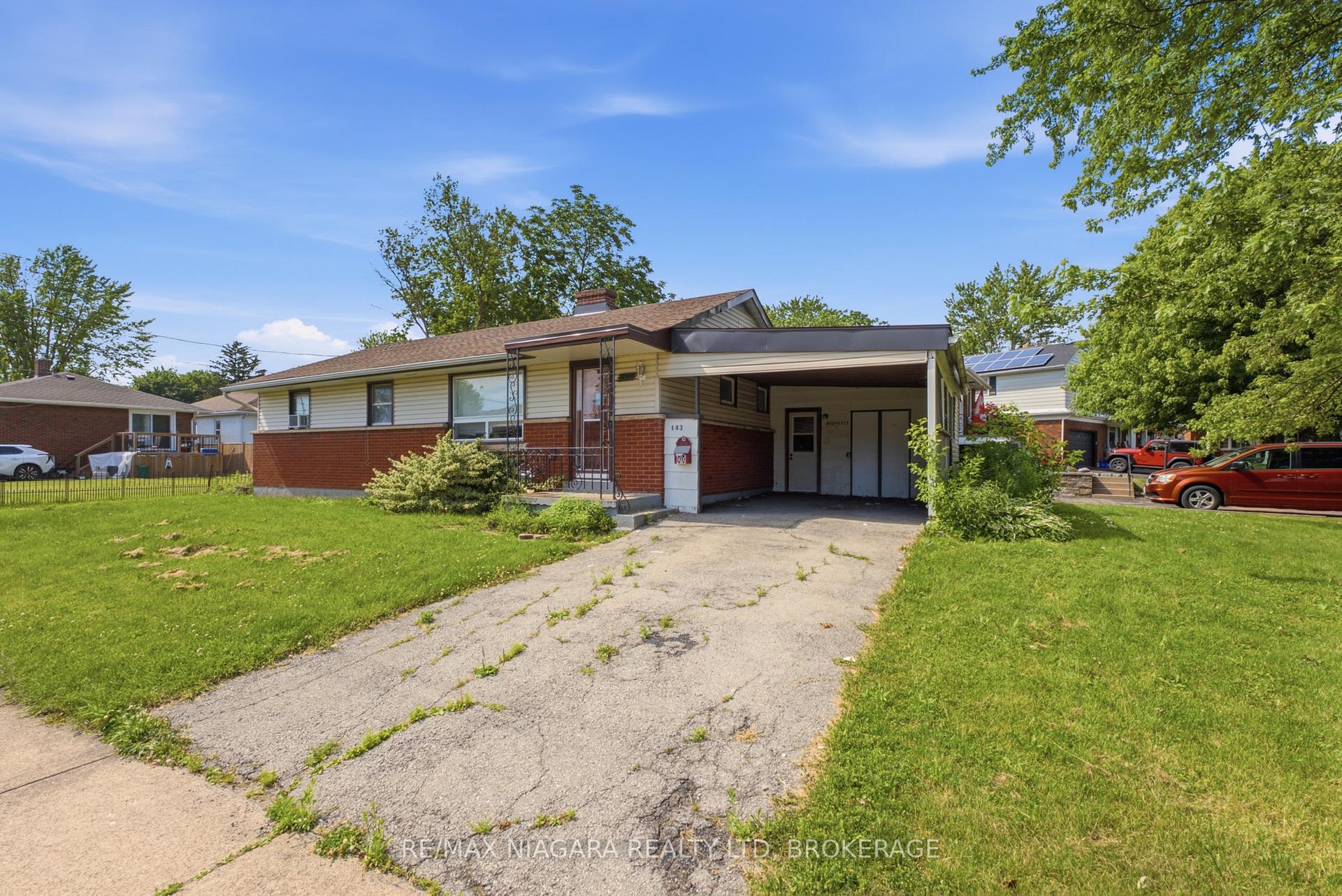 Photo 2 of 143 North Crescent, Port Colborne, Sugarloaf — HOMEH