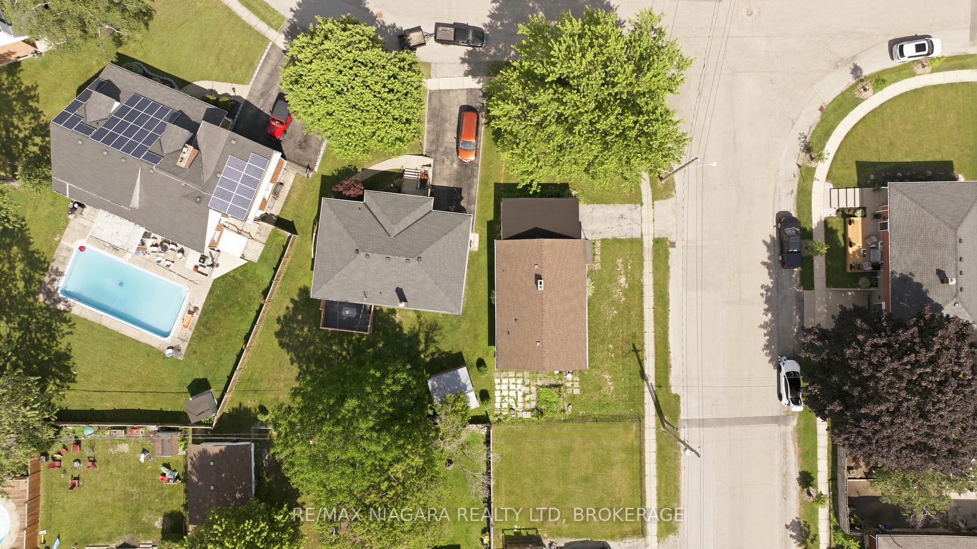 Photo 15 of 143 North Crescent, Port Colborne, Sugarloaf — HOMEH