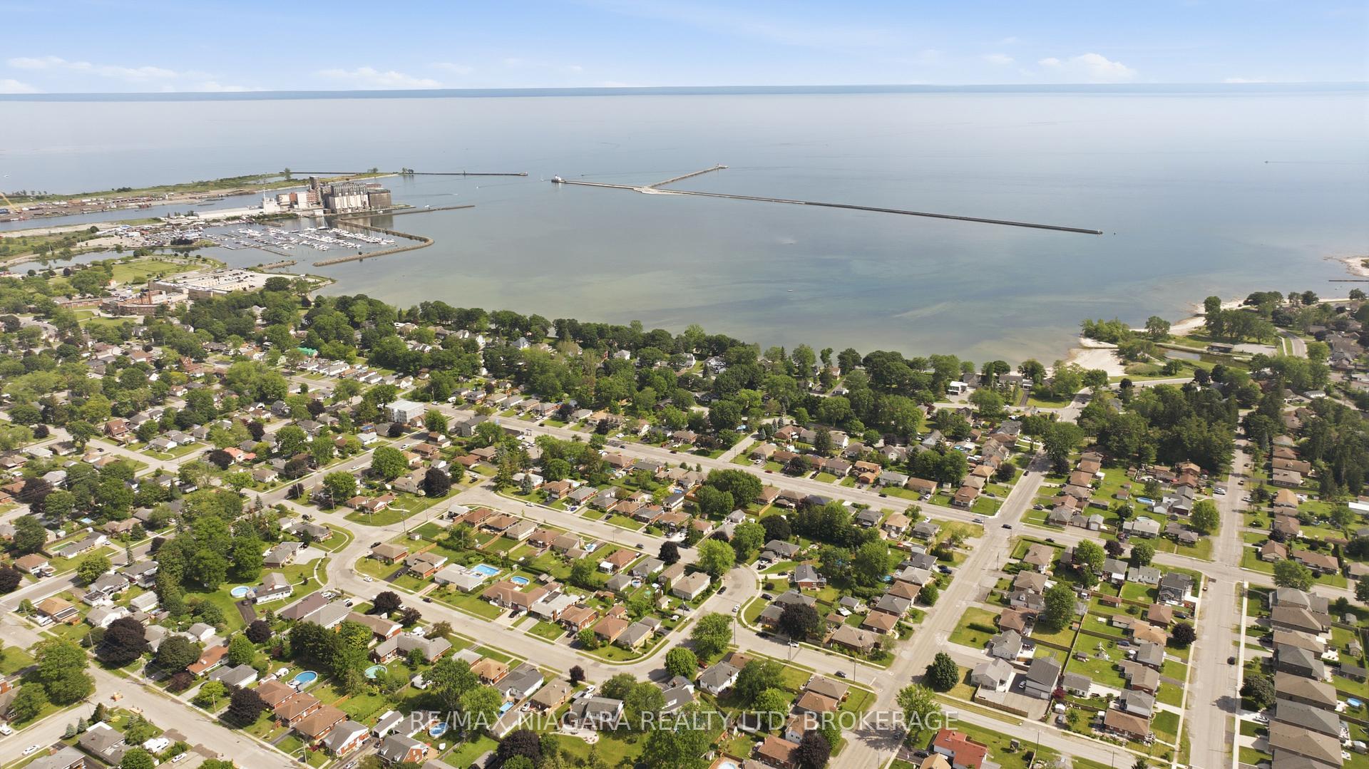 Photo 17 of 143 North Crescent, Port Colborne, Sugarloaf — HOMEH