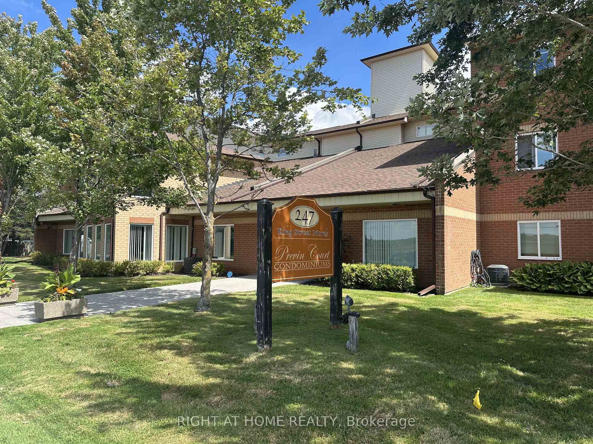 Photo 1 of Unit 106, 247 King Street, New Tecumseth, Alliston — HOMEH