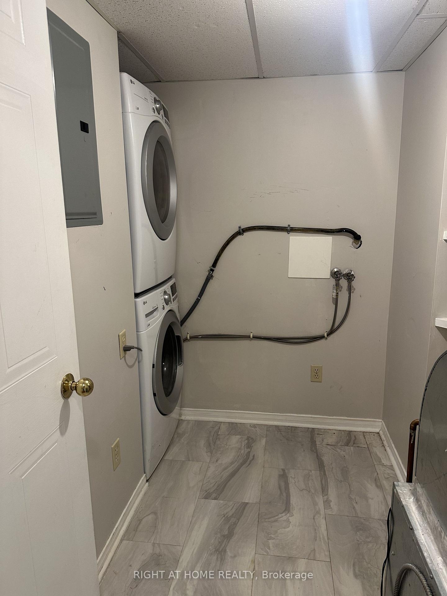 Photo 12 of Unit 106, 247 King Street, New Tecumseth, Alliston — HOMEH