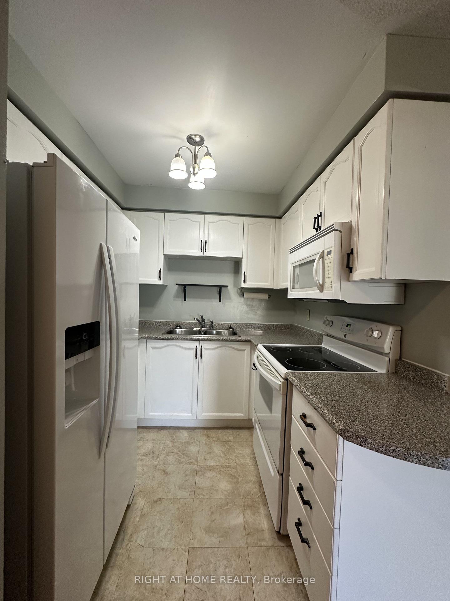 Photo 21 of Unit 106, 247 King Street, New Tecumseth, Alliston — HOMEH