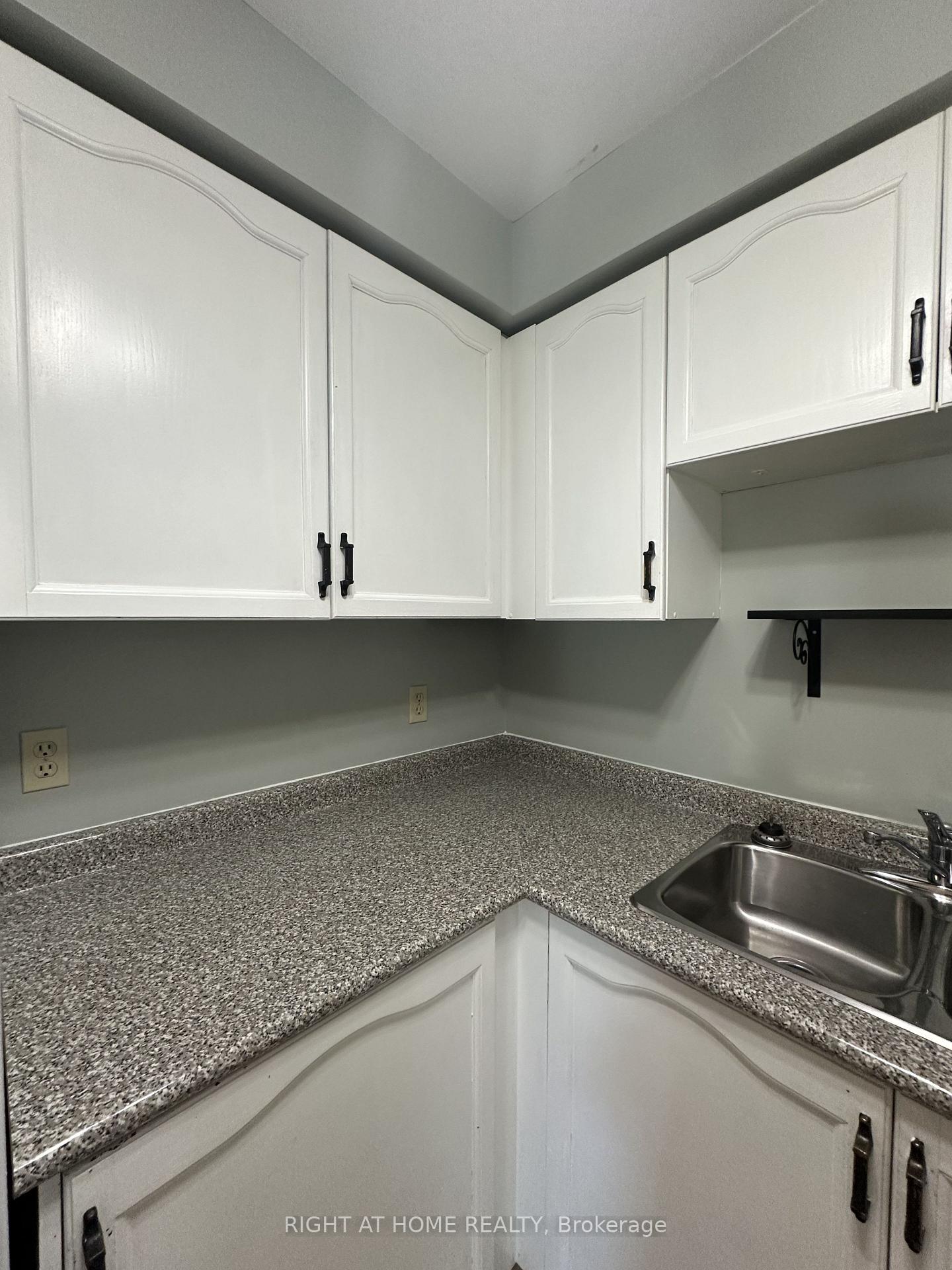 Photo 22 of Unit 106, 247 King Street, New Tecumseth, Alliston — HOMEH