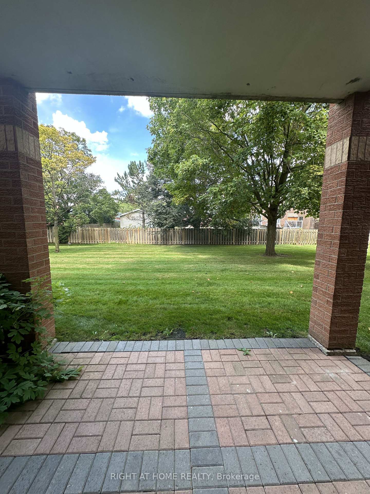 Photo 28 of Unit 106, 247 King Street, New Tecumseth, Alliston — HOMEH