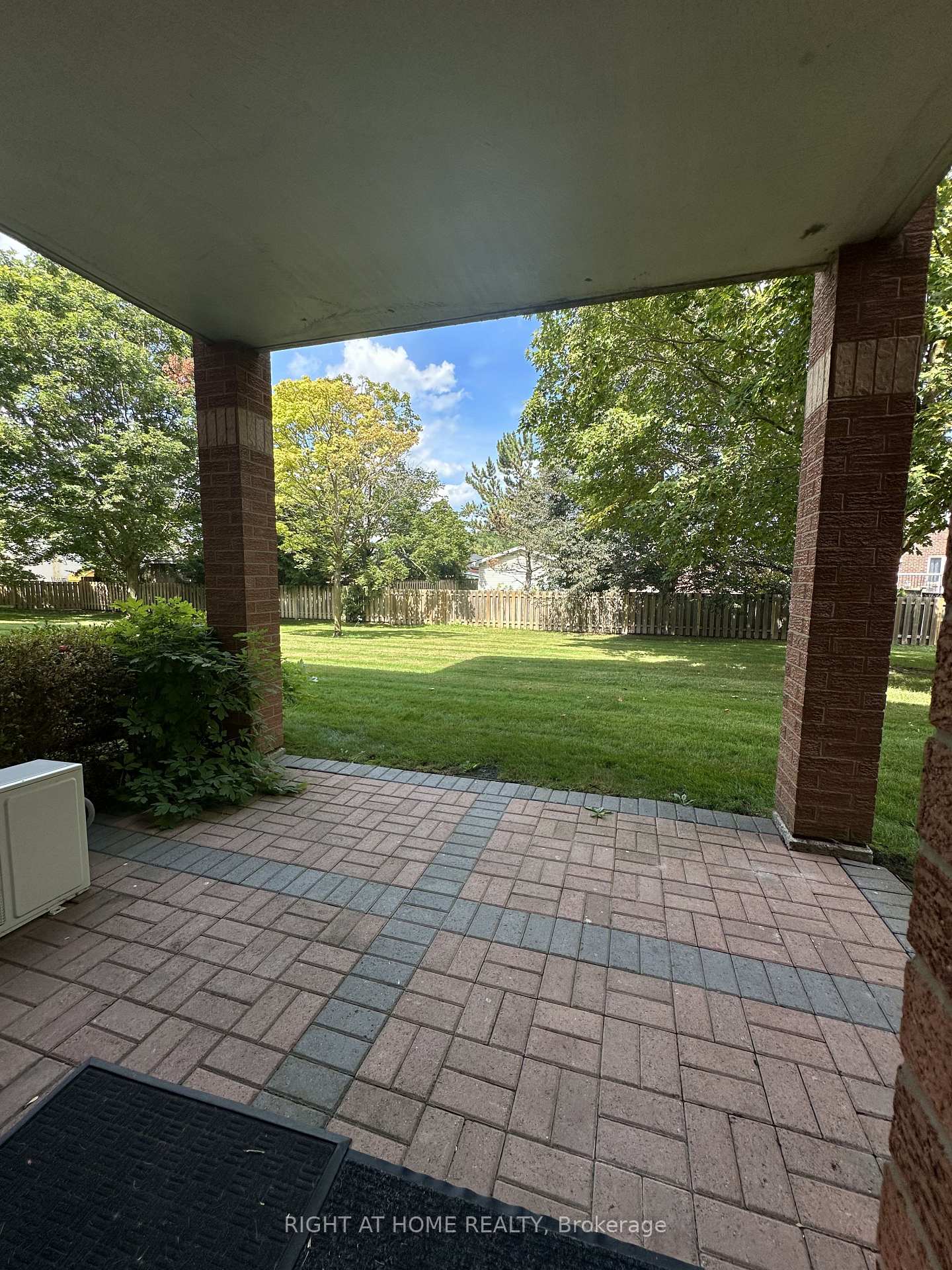 Photo 29 of Unit 106, 247 King Street, New Tecumseth, Alliston — HOMEH