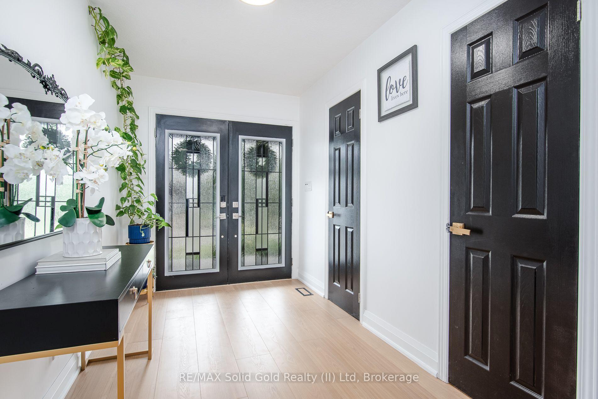 Photo 12 of 249 Theodore Schuler Boulevard, Wilmot, New Hamburg — HOMEH