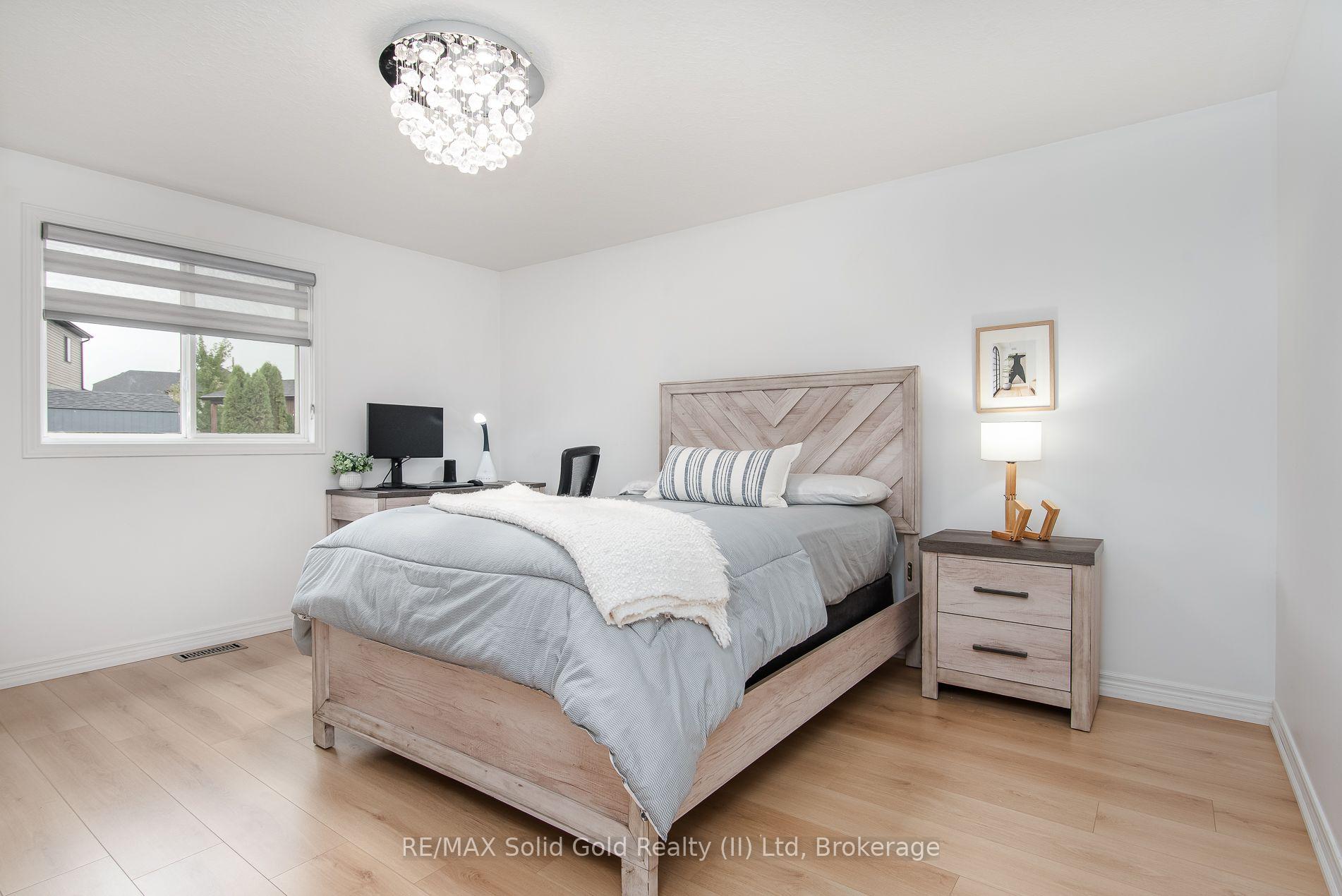 Photo 33 of 249 Theodore Schuler Boulevard, Wilmot, New Hamburg — HOMEH