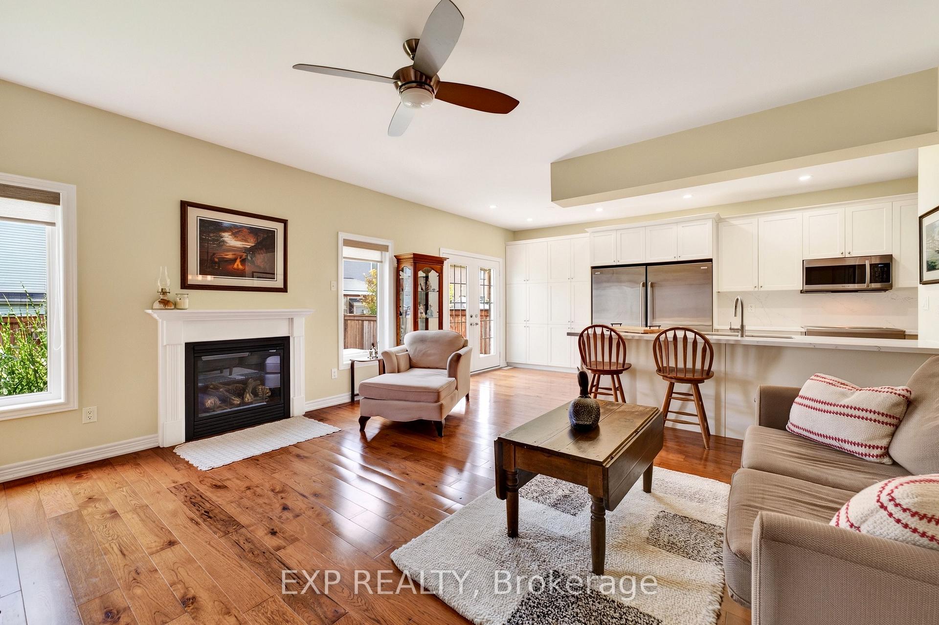 Photo 8 of 17 Wyndham Circle, Georgina, Sutton & Jackson's Point — HOMEH
