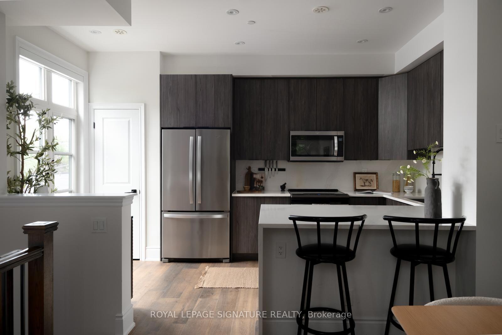 Photo 1 of Unit 73, 71 Elder Avenue, Etobicoke, Long Branch — HOMEH