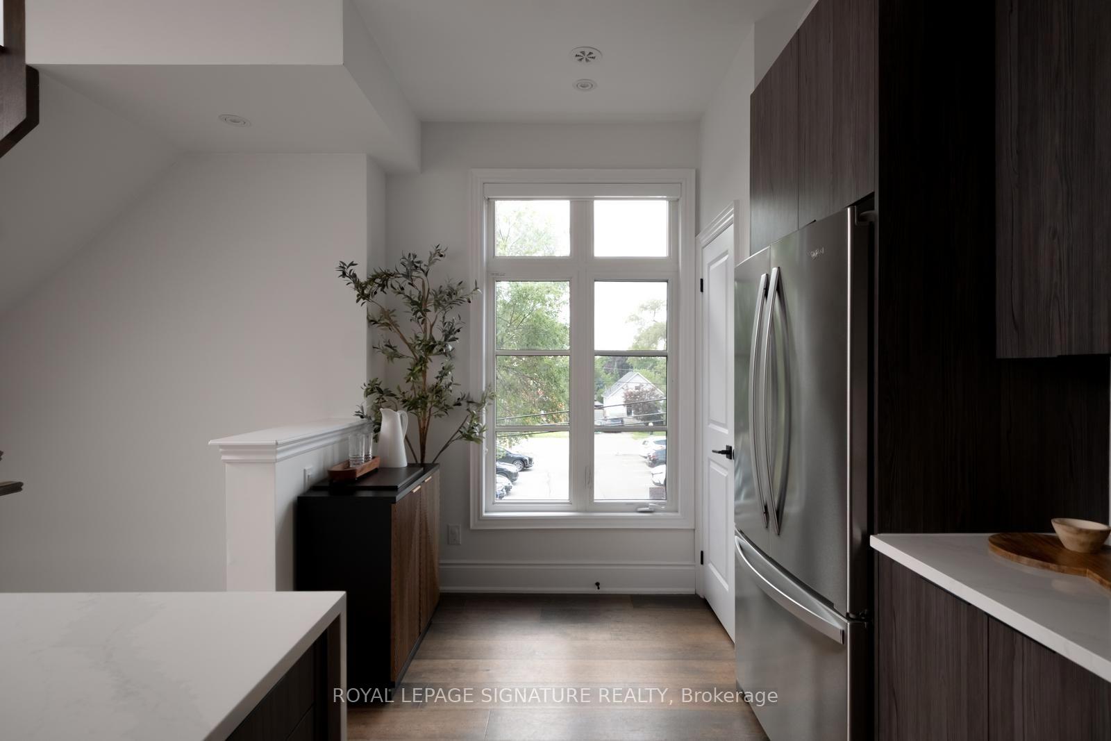 Photo 3 of Unit 73, 71 Elder Avenue, Etobicoke, Long Branch — HOMEH